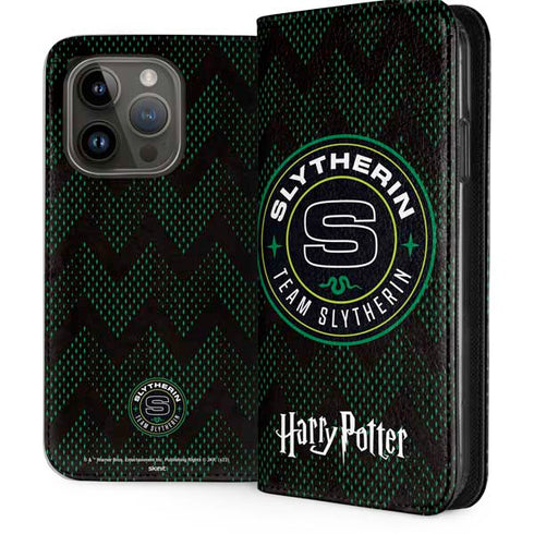Wizarding Worlds Harry Potter Team Slytherin iPhone 15 Pro Folio Case