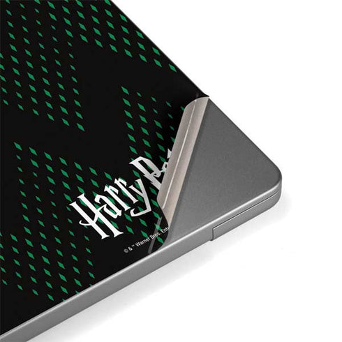 Wizarding Worlds Harry Potter Team Slytherin MacBook Pro 14in (2021-24) Skin
