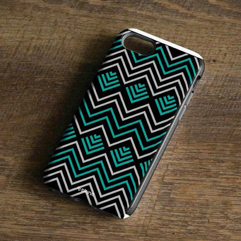 Techno Chevron iPhone 8 Pro Case
