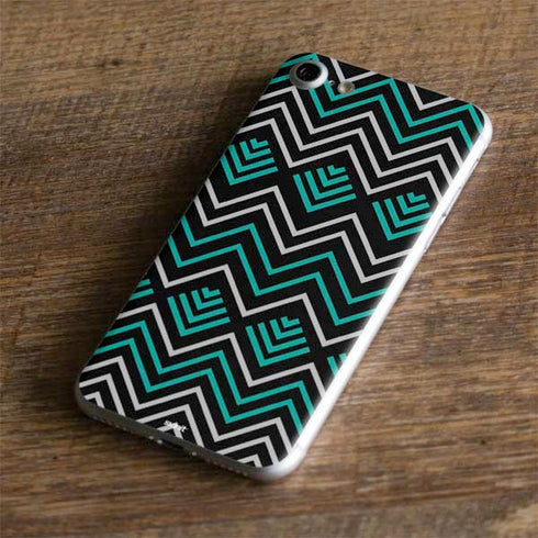 Techno Chevron iPhone 8 Skin