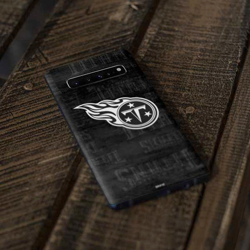 NFL Tennessee Titans Black & White Galaxy S10 Plus Skin