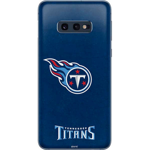 NFL Tennessee Titans Distressed Galaxy S10e Skin