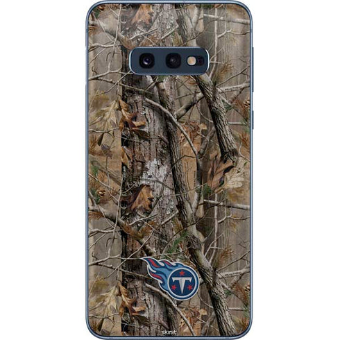 NFL Tennessee Titans Realtree AP Camo Galaxy S10e Skin