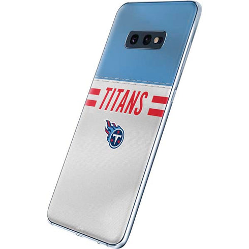 NFL Tennessee Titans White Striped Galaxy S10e Skin