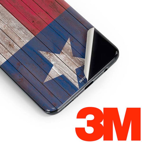 Texas Flag Dark Wood Galaxy S10e Skin