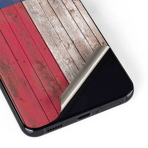 Texas Flag Dark Wood Galaxy S22 Skin