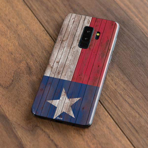 Texas Flag Dark Wood Galaxy S9 Plus Skin