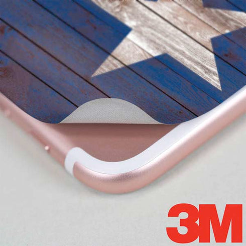 Texas Flag Dark Wood iPhone 7 Skin