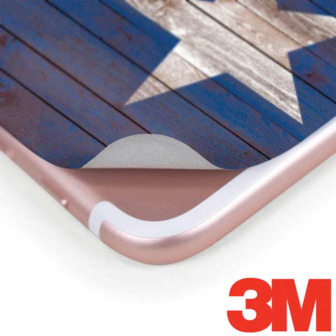 Texas Flag Dark Wood iPhone 8 Plus Skin