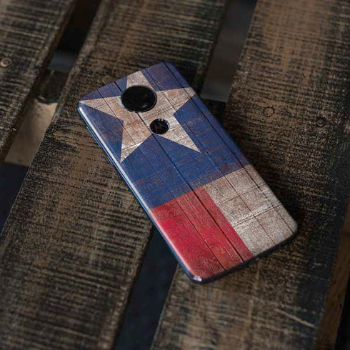 Texas Flag Dark Wood Moto E5 Plus Skin