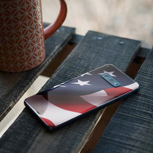The American Flag Galaxy S10e Skin