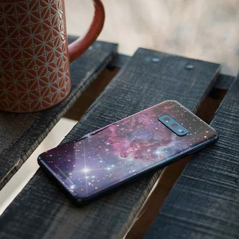 The Fox Fur Nebula Galaxy S10e Skin
