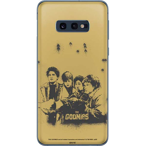 Warner Bros The Goonies (1985) The Goonies Cast Galaxy S10e Skin