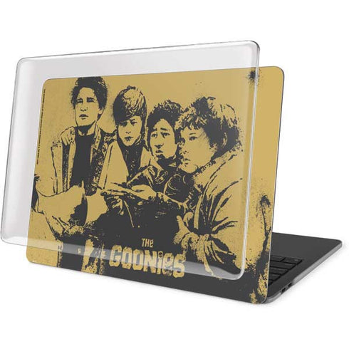 Warner Bros The Goonies (1985) The Goonies Cast MacBook Pro 15in (2016-19) Case plus Skin