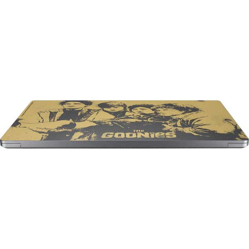 Warner Bros The Goonies (1985) The Goonies Cast Universal Laptop 18in (14.6 x 10.6in) Skin