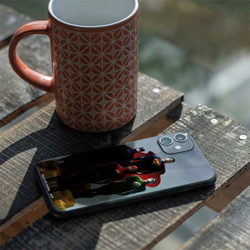 Justice League Standing Pose Team iPhone 11 Skin