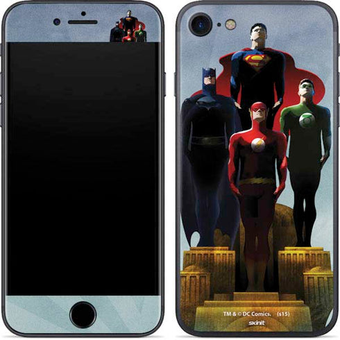 Justice League Standing Pose Team iPhone SE (2nd & 3rd Gen) Skin