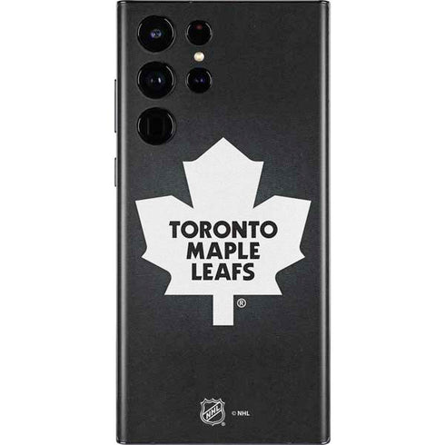 NHL Toronto Maple Leafs Black Background Galaxy S22 Ultra Skin