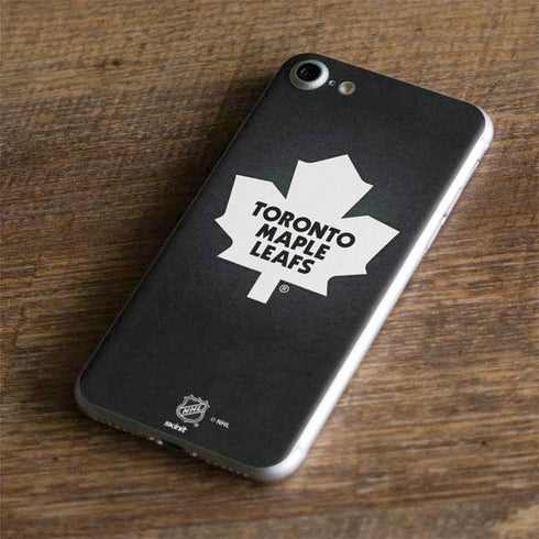 NHL Toronto Maple Leafs Black Background iPhone 7 Skin