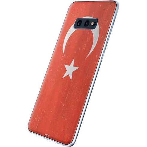 Turkish Flag Distressed Galaxy S10e Skin