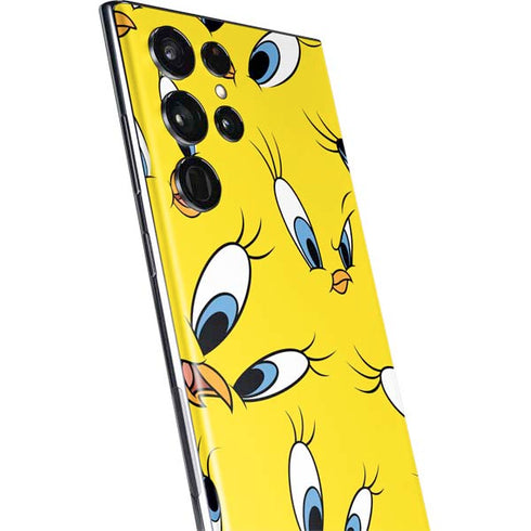 Looney Tunes Tweety Bird Super Sized Pattern Galaxy S22 Ultra Skin