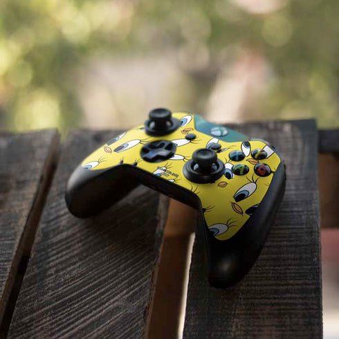 Looney Tunes Tweety Bird Super Sized Pattern Xbox One Controller Skin