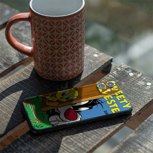 Looney Tunes Tweety Bird Sylvester Ten Cents iPhone 11 Skin