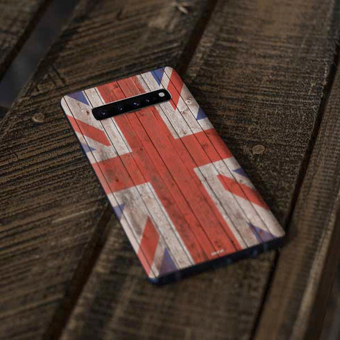 United Kingdom Flag Dark Wood Galaxy S10 Skin