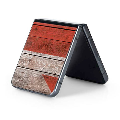 United Kingdom Flag Dark Wood Galaxy Z Flip5 5G Skin