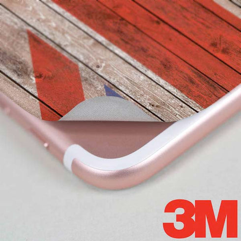 United Kingdom Flag Dark Wood iPhone 7 Skin