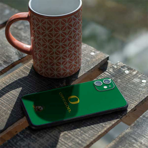 University of Oregon Yellow O with Text iPhone 11 Skin