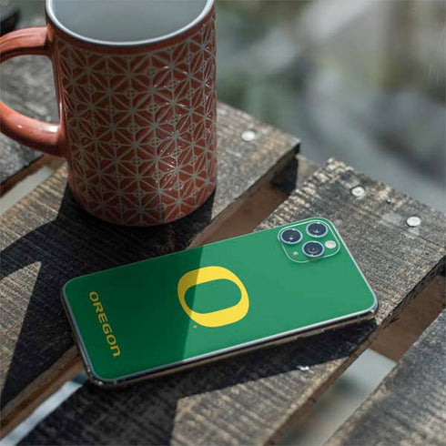 University of Oregon Yellow O on Green iPhone 11 Pro Max Skin