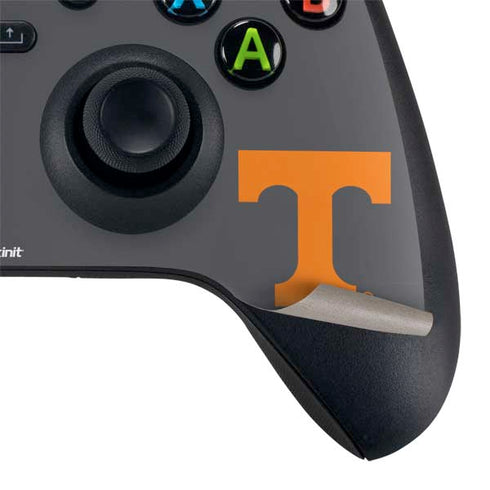 University of Tennessee-Knoxville T Logo Vols on Gray Xbox Series X Bundle Skin