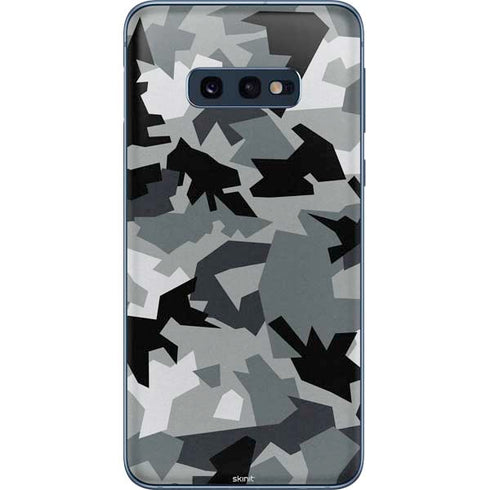 Urban Camouflage Black Galaxy S10e Skin