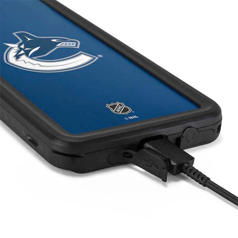 NHL Vancouver Canucks Distressed Galaxy S20 Waterproof Case
