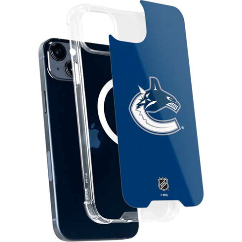 NHL Vancouver Canucks Distressed iPhone 15 Plus MagSafe Case