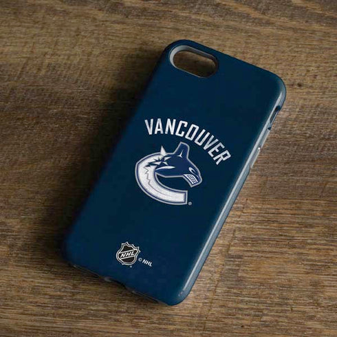 NHL Vancouver Canucks Distressed iPhone 8 Pro Case