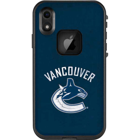 NHL Vancouver Canucks Distressed LifeProof Fre iPhone Skin