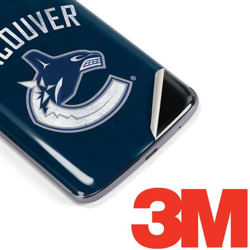 NHL Vancouver Canucks Distressed Moto E5 Plus Skin
