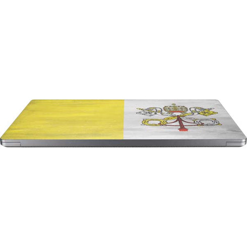 Vatican City Flag Distressed Universal Laptop 16.6in (13.4 x 9.7in) Skin