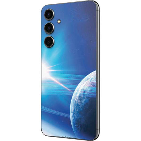 View of a Planet as it Looms in Close Orbit and with Rings Galaxy S23 FE Skin