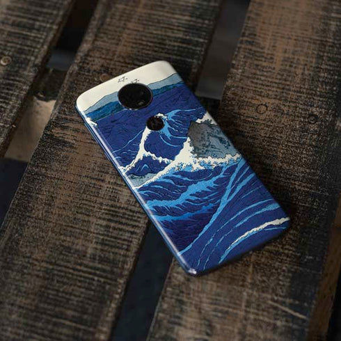 Hiroshige View of the Naruto whirlpools at Awa Moto E5 Plus Skin