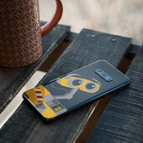Disney Wall-E Character Art Galaxy S10e Skin