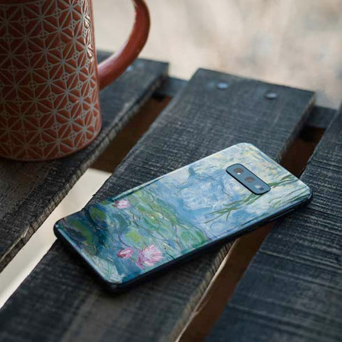 Claude Monet Waterlilies, 1916-19 Galaxy S10e Skin