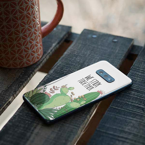 We Stick Together Galaxy S10e Skin