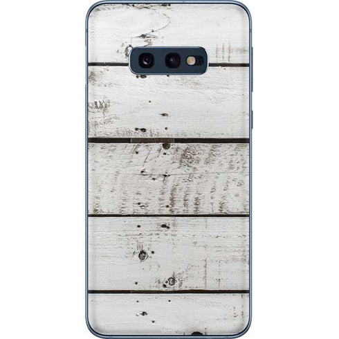 Weathered Wood Galaxy S10e Skin