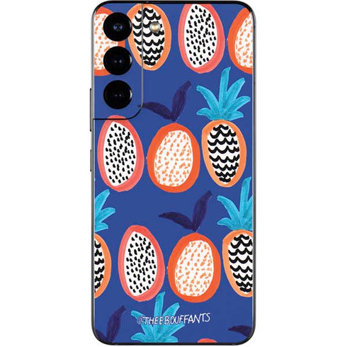 Bouffants and Broken Hearts Weird Fruits Galaxy S22 Skin