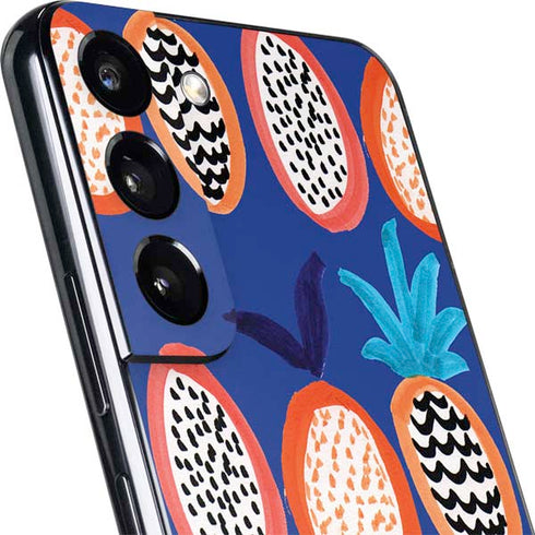 Bouffants and Broken Hearts Weird Fruits Galaxy S22 Skin
