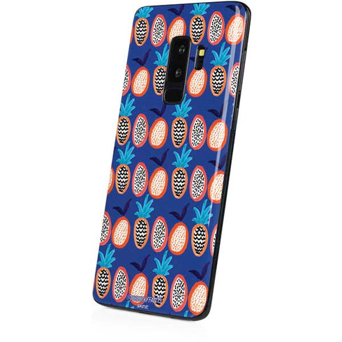 Bouffants and Broken Hearts Weird Fruits Galaxy S9 Plus Skin
