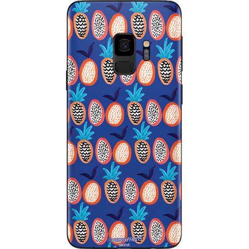 Bouffants and Broken Hearts Weird Fruits Galaxy S9 Skin